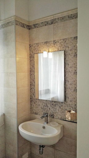 Bathroom 3, Central city B&B, Bologna