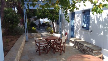 Others 5, Narkissos Studios, South Aegean