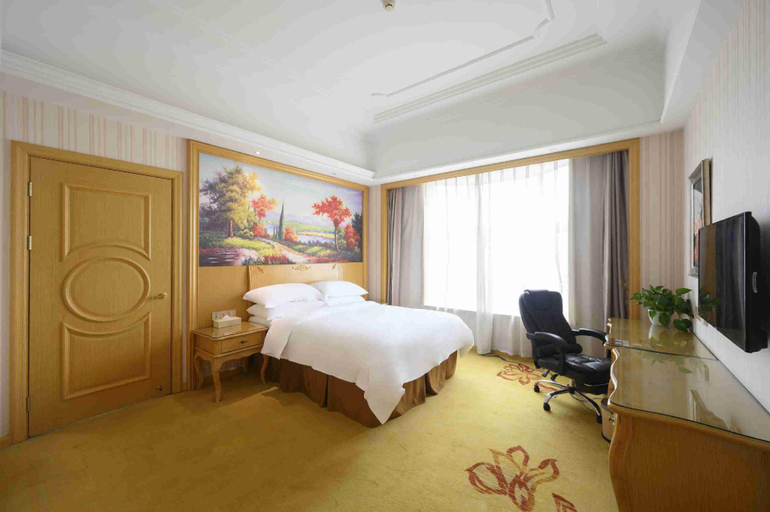 Bedroom 5, Vienna International Hongqiao Hub Malu, Shanghai
