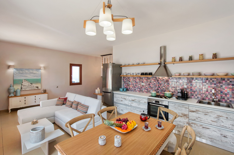 Food & Drinks, Centro Houses, South Aegean