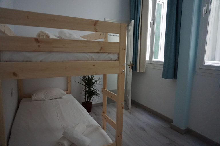Bedroom 2, Apartamentos Mediterránea Centro, Málaga
