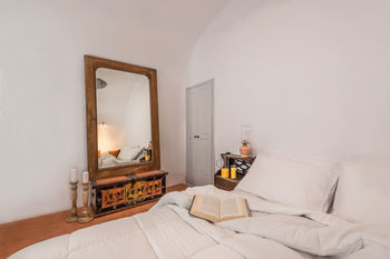 Others 2, Kastro Mansion, South Aegean