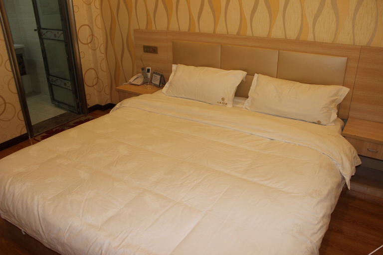 Others 2, Jiujiayi Hostel, Wuhan