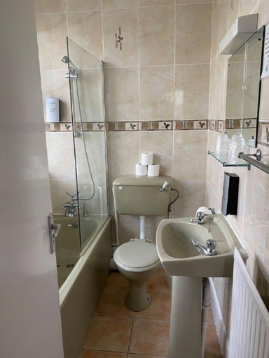 Bathroom 3, Burlington Hotel, Isle of Wight