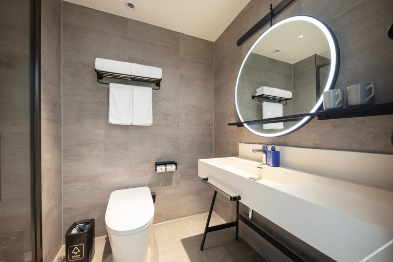 Bathroom 4, Hanting Hotel Beijing Wukesong Wanshou Road Metro Station, Beijing