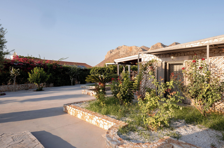 Garden, Alkistis Sweet Homes, Crete