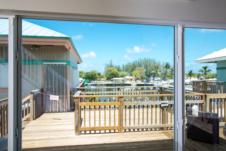Room 2, Waterfront Retreat 35 Dock Hot Tub Pool, Monroe