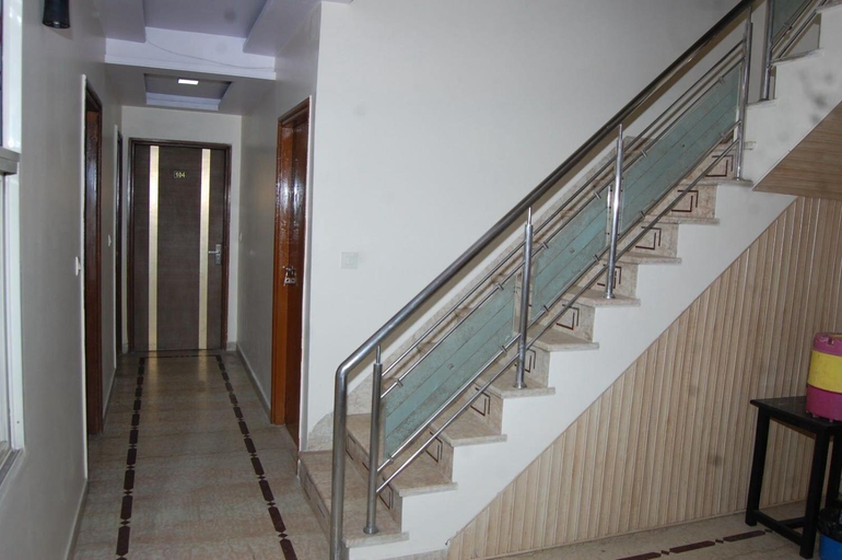 Public Area 2, Hotel O Taurus, Jaipur