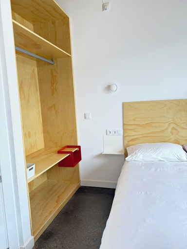Room 2, El Santo Hostel, Burgos