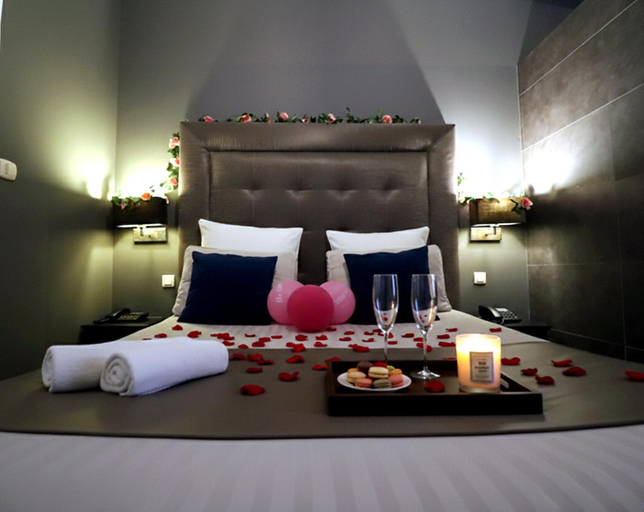 Bedroom 4, Luxury & Love - Professional Jaccuzzi and Spa, Seine-et-Marne