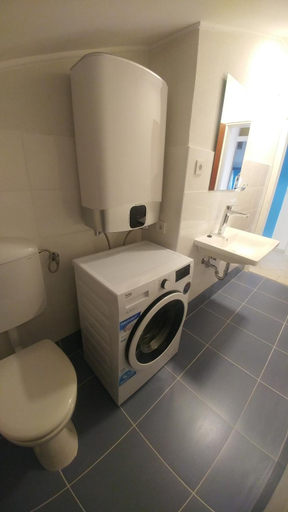 Bathroom 2, Apartments Jakovljevic, Šibenik
