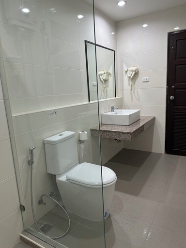 Bathroom 5, Phavina Hotel & Grand Boutique Rayong, Muang Rayong