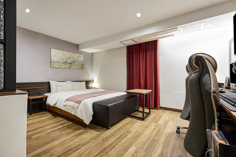 Bedroom 3, Suwon Ingye-dong Janibee, Suwon