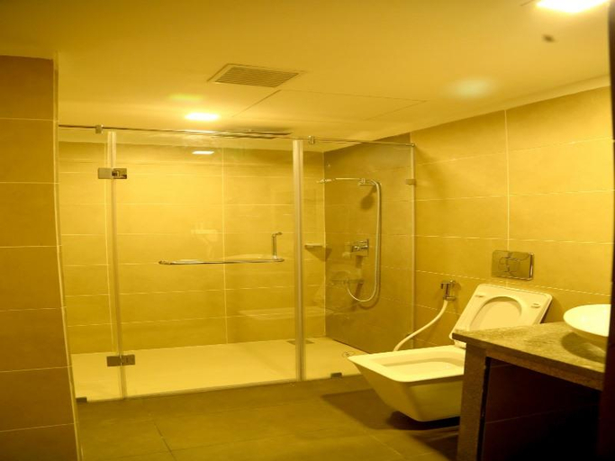 Bathroom 4, Hotel Park N, Krishna