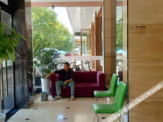 Others 3, Yunding Hotel, Xiantao