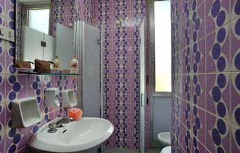 Bathroom, Due Pavoni, Pesaro E Urbino