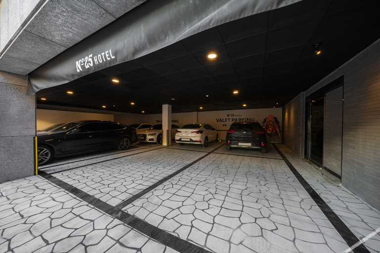 Others 3, Goyang Ilsan Wondang No. 25, Goyang