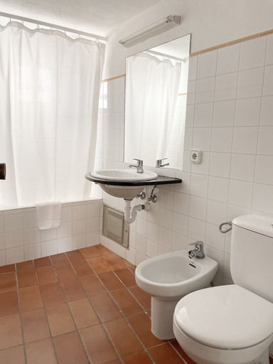 Bathroom 3, Binivell Park - Caliu Apartments, Baleares