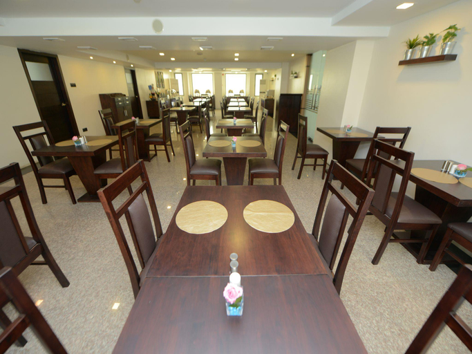 Food & Drinks 5, Hotel Lexus, Yangon