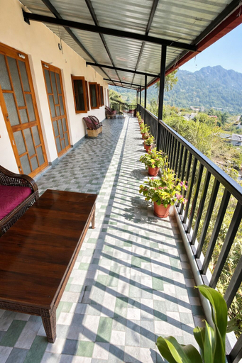 Balcony view, Luxury Hotel Lake Darshan Bhimtal, Nainital