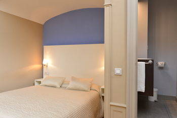 Others 5, Mas Aparthotel EU, Bruxelles