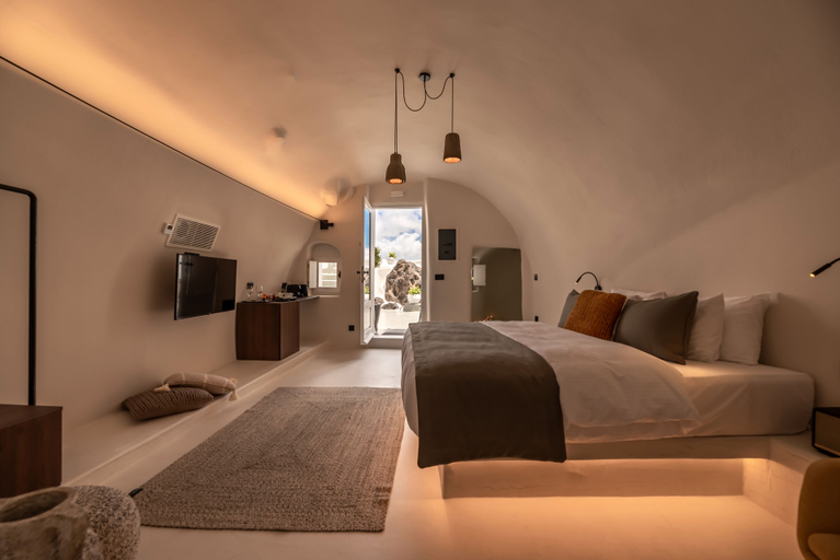 Bedroom 2, Twenty One Suites, South Aegean