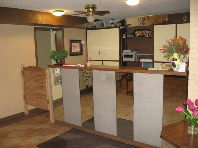 Public Area, Candlelight Inn by Capital O Scottsbluff, Scotts Bluff