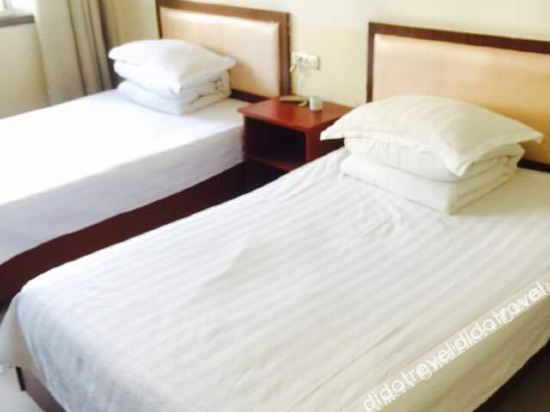 Others 4, Harmony Hotel, Xianning