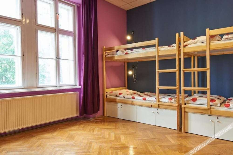 Bedroom 4, B3 Hostel Budapest, Budapesti