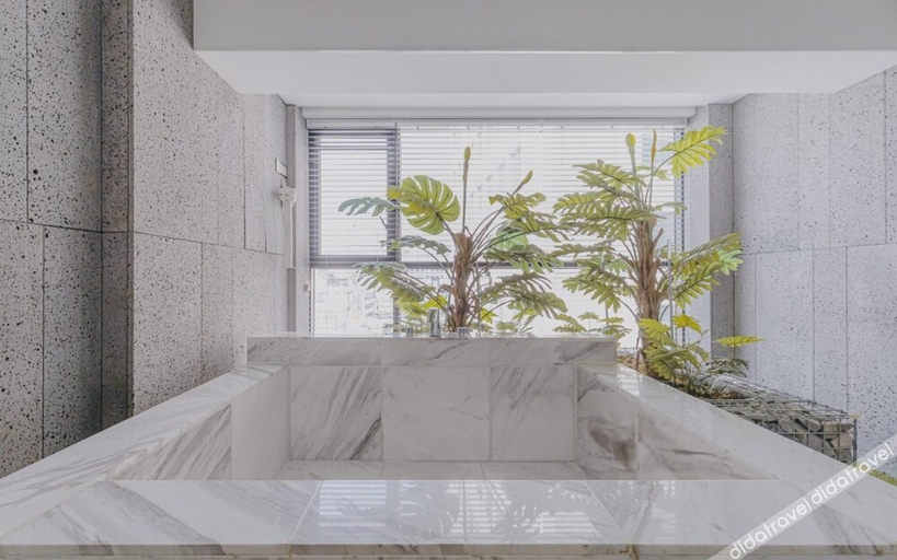 Bathroom 2, Guangzhou ACC Design Hotel, Buk