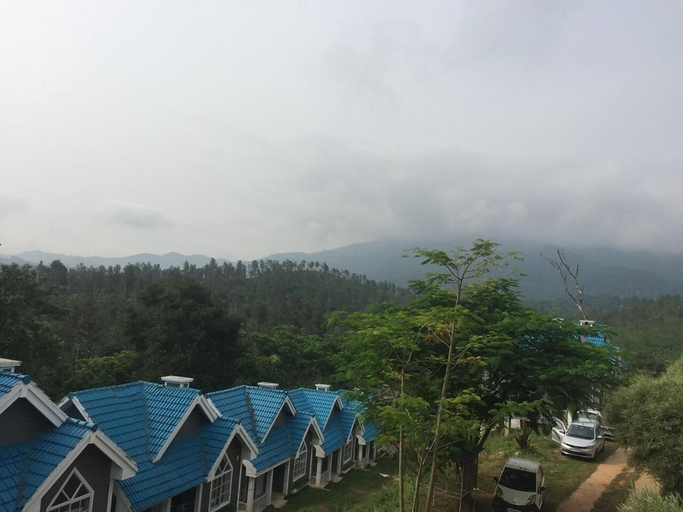 Others 2, Kallat British Resort, Wayanad