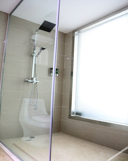 Bathroom 3, Wanggao Hotel, Zhongshan
