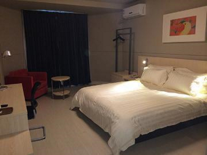 Bedroom 3, Jinjiang Inn Haian Train Station Branch, Nantong