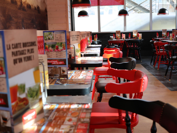 Food & Drinks 5, ibis Styles Crolles Grenoble A41, Isère