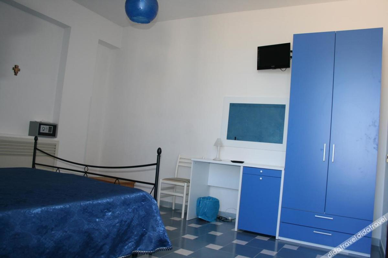 Others 5, Hotel Gardenia, Trapani