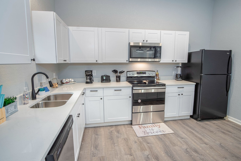 Others 2, Cozy and Lovely 2BR 2BA Apt#a Near Lively Downtown, Bexar