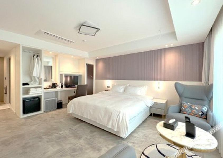Bedroom 3, Gunsan Stay Tourist Hotel, Gunsan