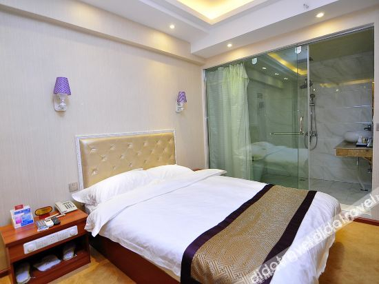 Logo 4, Dongjun Hotel, Qujing