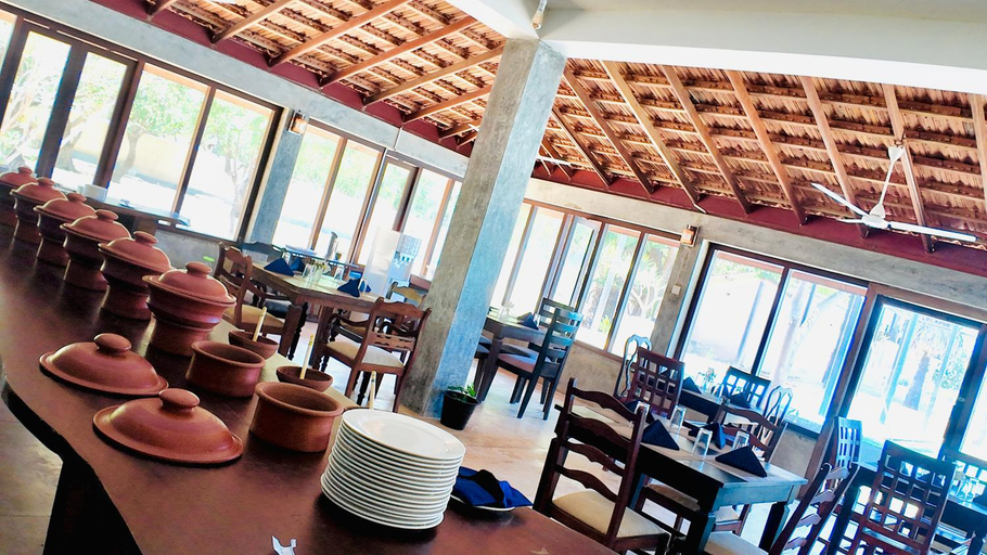 Food & Drinks, Saachi Lagoon Resort, Kalpitiya