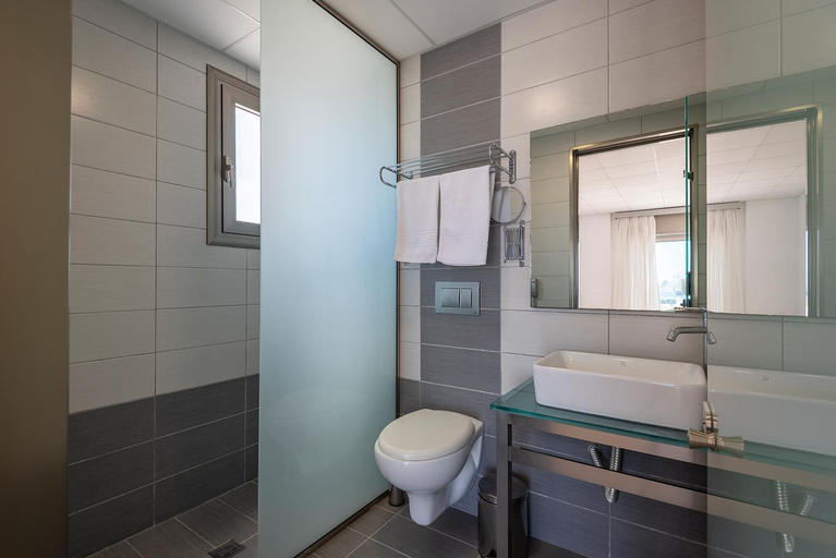 Bathroom 3, Royal Bay Hotel, South Aegean