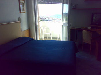 Others 5, Alexandra Plaza, Rimini