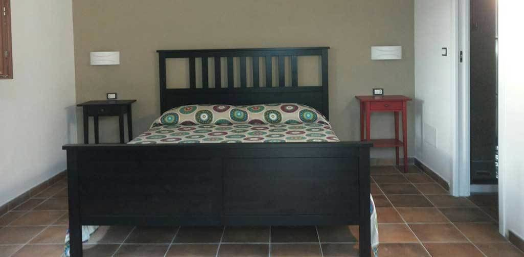 Others 3, Bed & Wine Rocco Zambri, Foggia