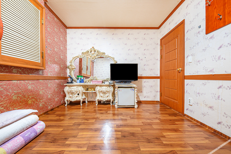 Others 4, Sejong Royal, Cheongwon