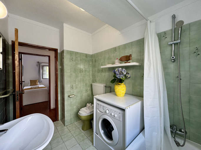 Bathroom 4, Vilamoura Ocean Villa With Pool, Loulé