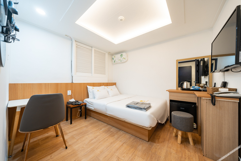 Others 5, Must Stay Mokdong, Yangcheon