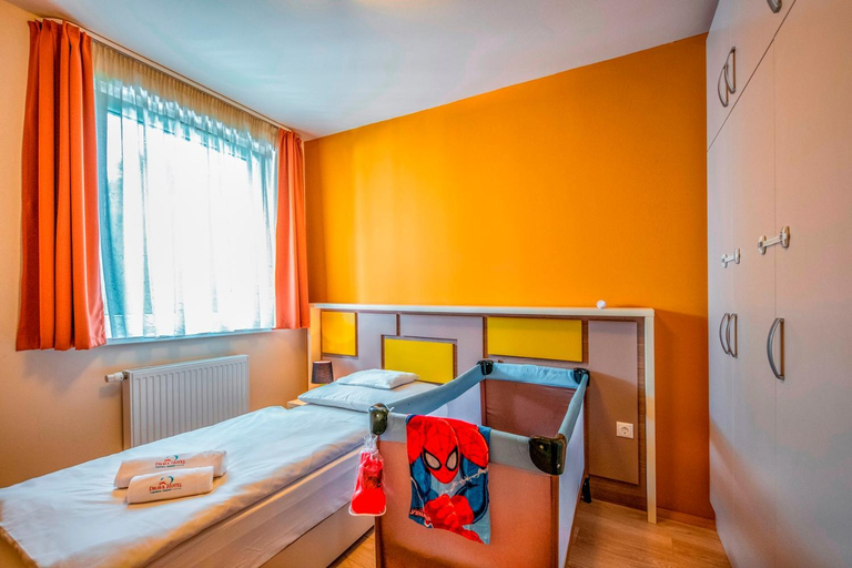 Bedroom 2, Termal Kemping Apartmanok es Bungalok, Siklósi