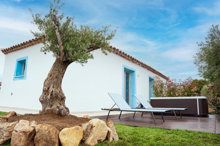 Exterior & Views 2, AQUA SARDINIA Boutique Hotel, Nuoro