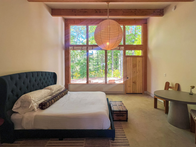 Bedroom 3, The Fields of Michigan, Allegan