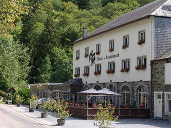 Others 3, Hotel L'eau Vive, Namur