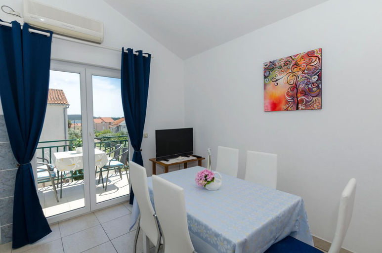 Others 5, Apartments Meri, Vodice